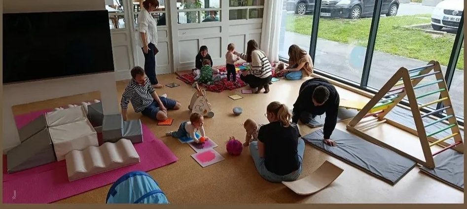 Eveil & motricité 0-3 ans — séance bien-être à Frelinghien